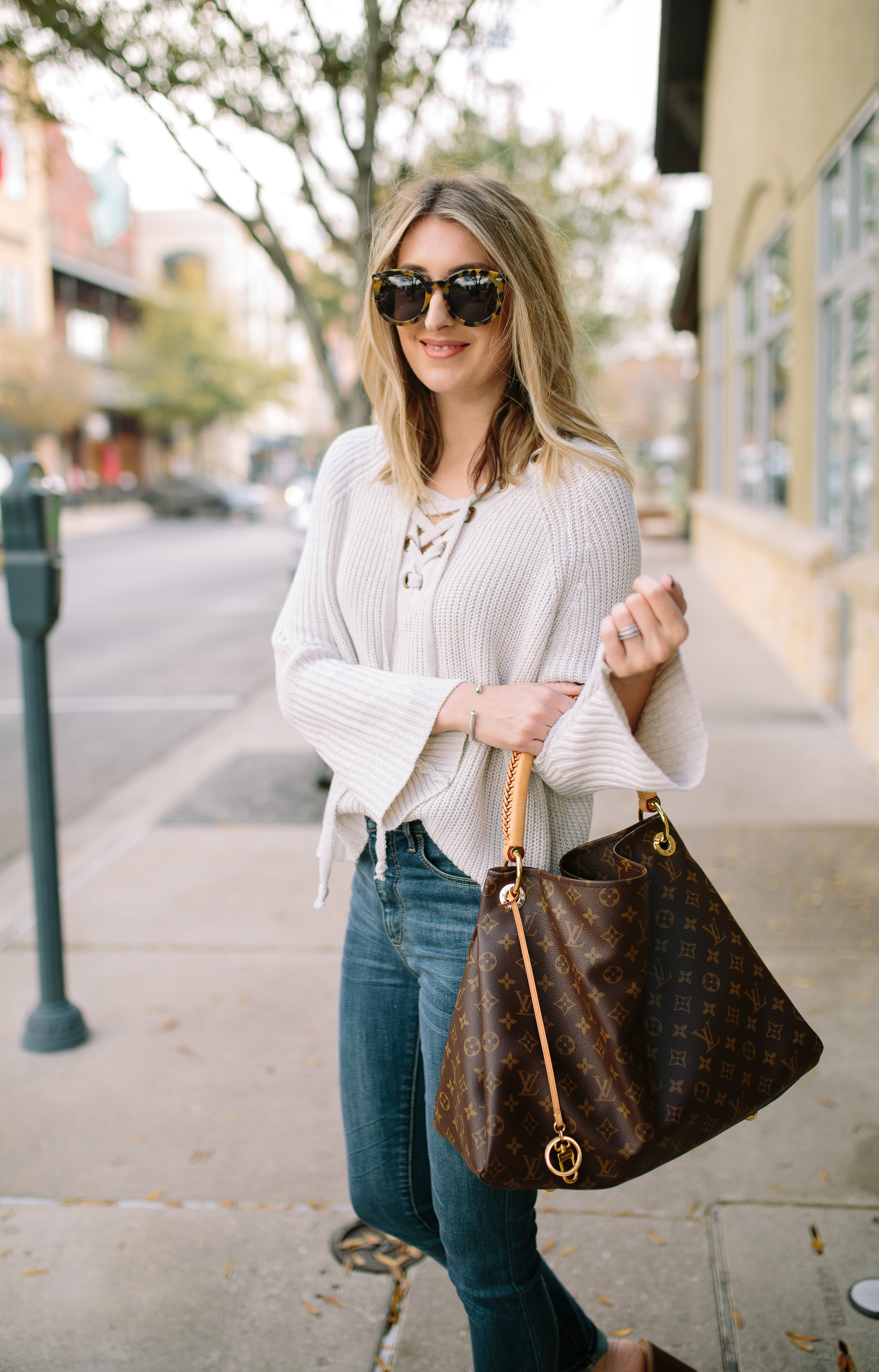 Chambray Romper  Chambray romper, Louis vuitton bag neverfull, Stylish  outfits